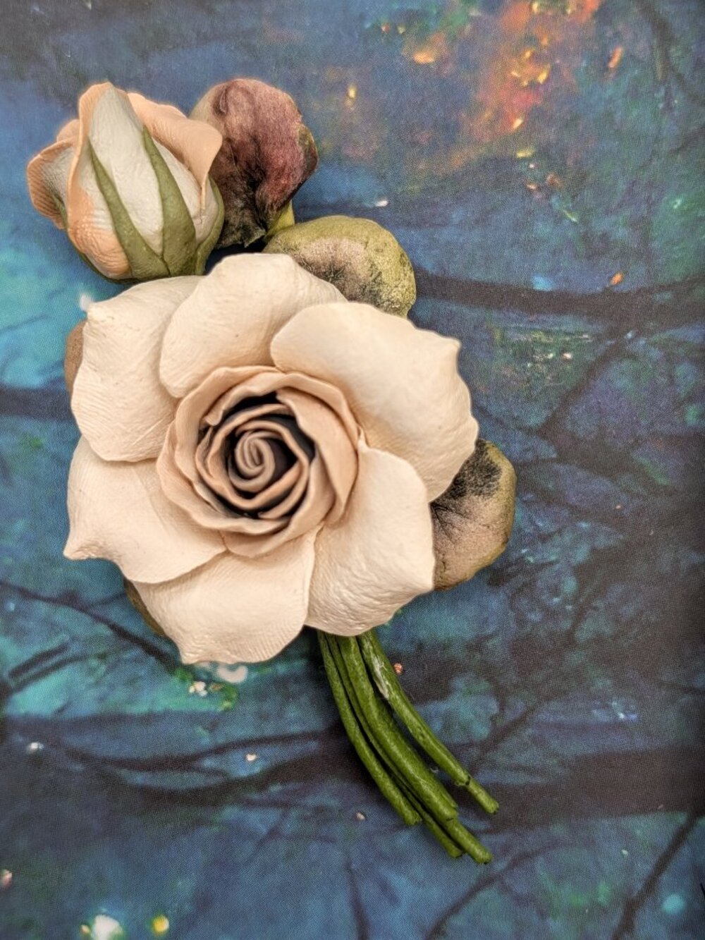 Vintage 1950's Handmade Unique Cream Roses Brooch - Picture 5 of 13